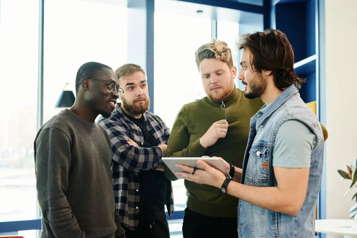 How to Run a 15-Minute Daily Stand-Up That Actually Saves Time